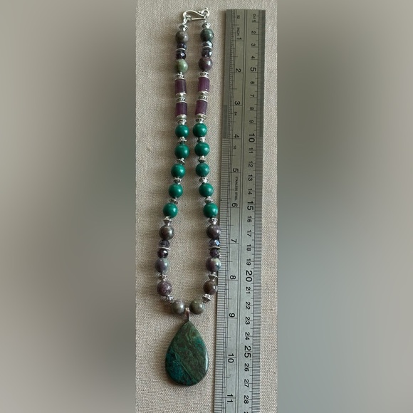 20-1/2 inch Ruby Zoisite bead Necklace NWOT - Picture 13 of 13